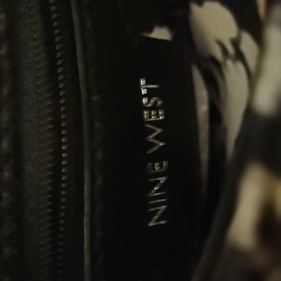 Nine west purse - Picture 5 of 5
